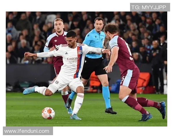 国王杯激战：里昂与国米战成平局红牌争议引发全场热议与十大精彩进球回顾